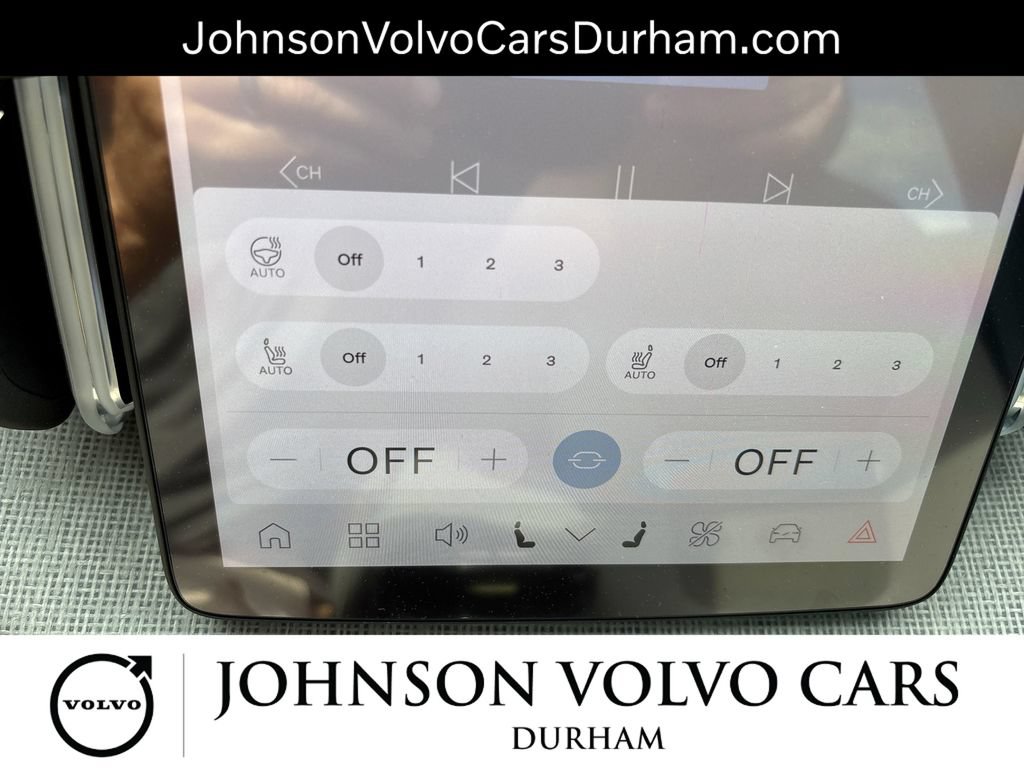New 2025 Volvo EX30 Plus w/ Protection Package Premier AWD/4WD image 24