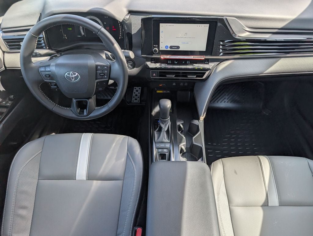 Used 2026 Toyota Camry SE FWD image 28