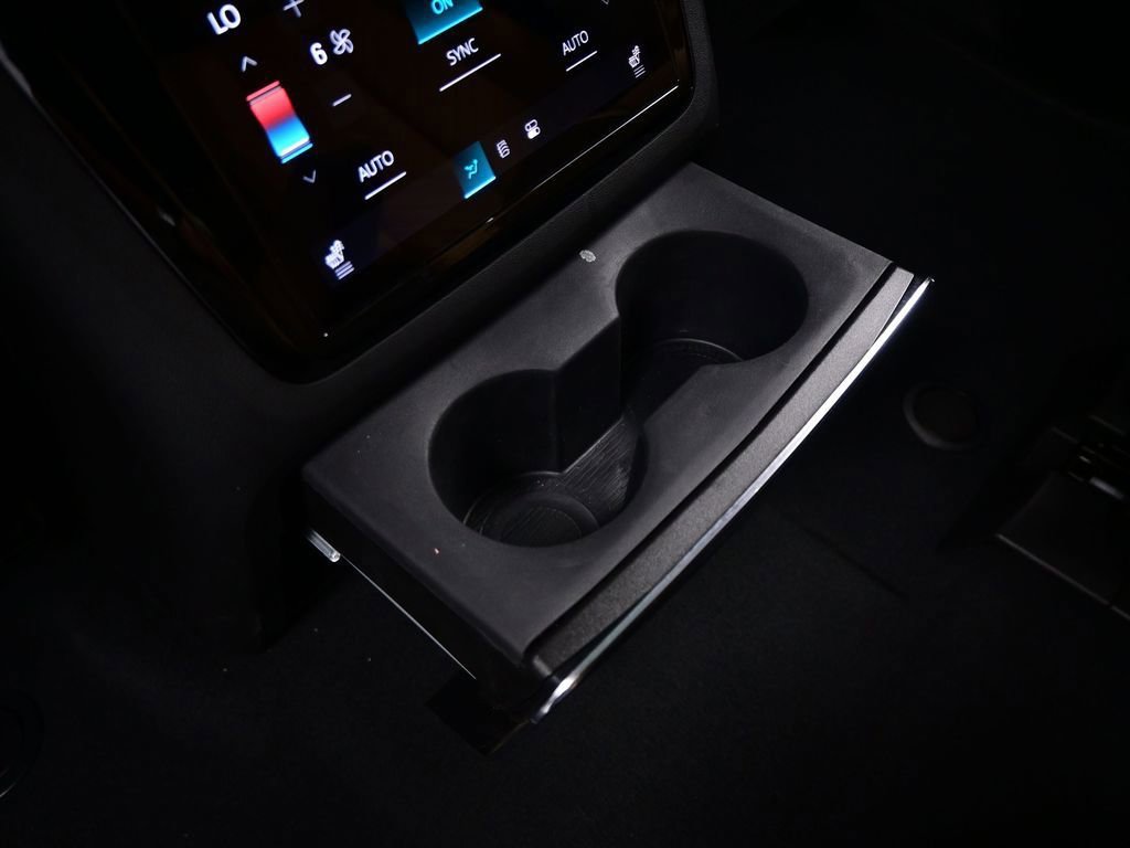 Used 2025 Cadillac Escalade IQ Sport 2 image 34