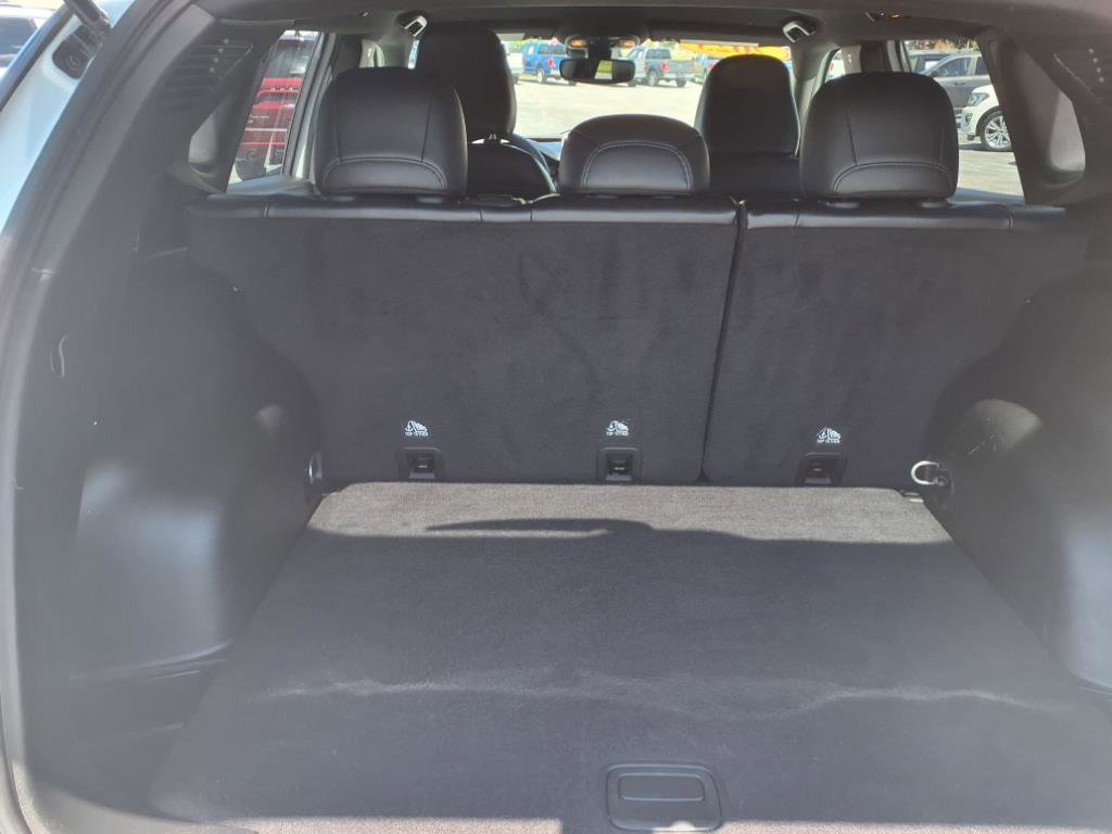 Used 2023 Jeep Compass Trailhawk image 13