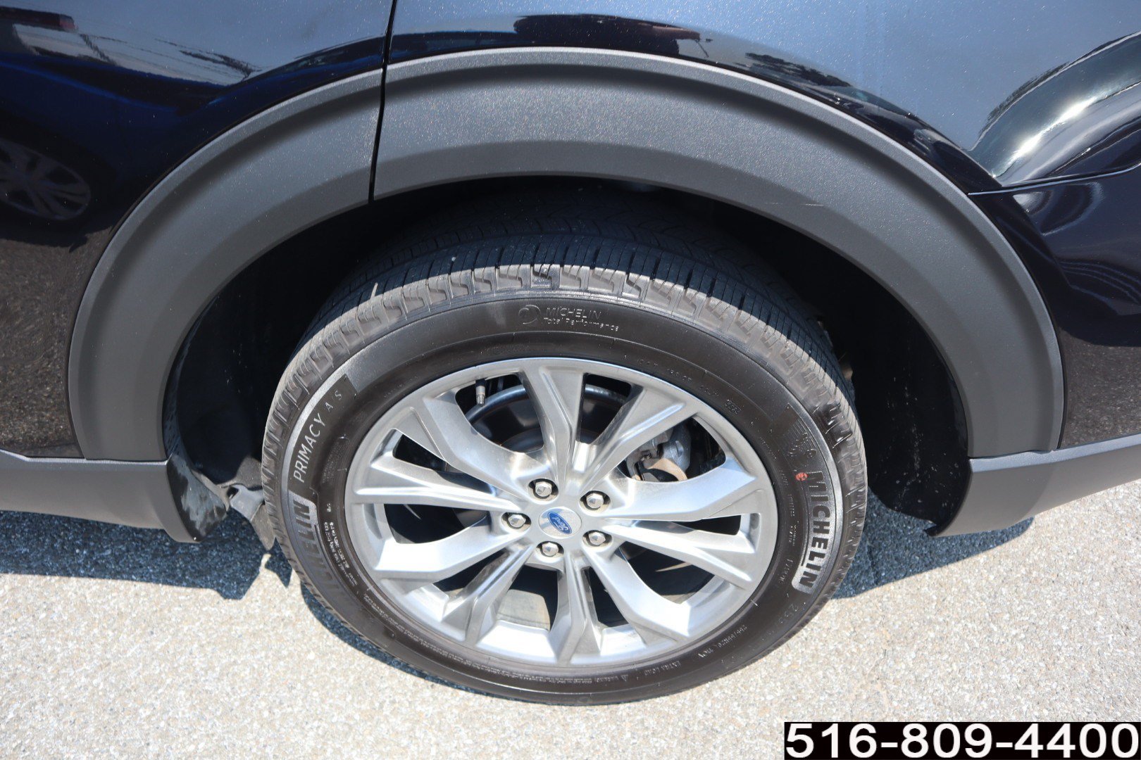 Used 2023 Ford Explorer XLT w/ Equipment Group 202A AWD/4WD image 9