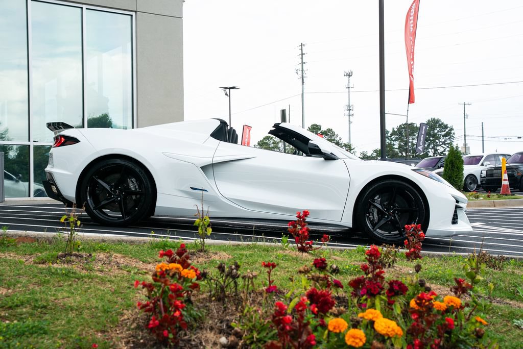 Used 2024 Chevrolet Corvette E-Ray AWD/4WD image 12