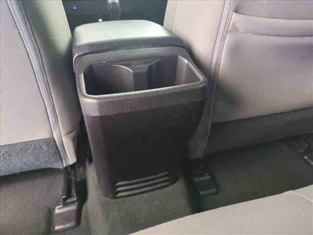 Used 2016 Toyota Tacoma SR5 w/ Towing Package RWD image 18