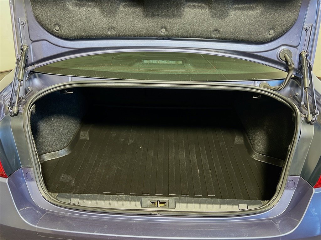 Used 2015 Subaru Legacy 2.5i Limited image 22