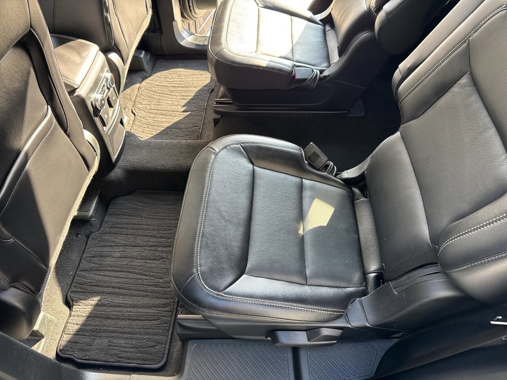 Used 2024 Ford Explorer Limited image 13