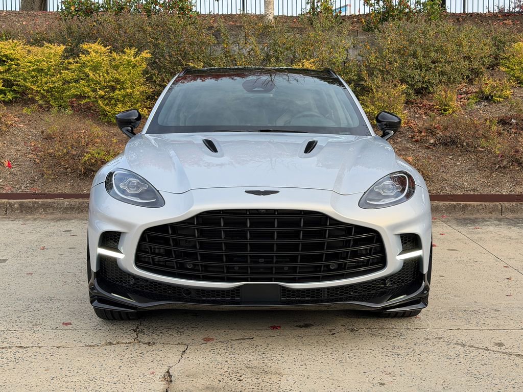 New 2026 Aston Martin DBX 707 image 15