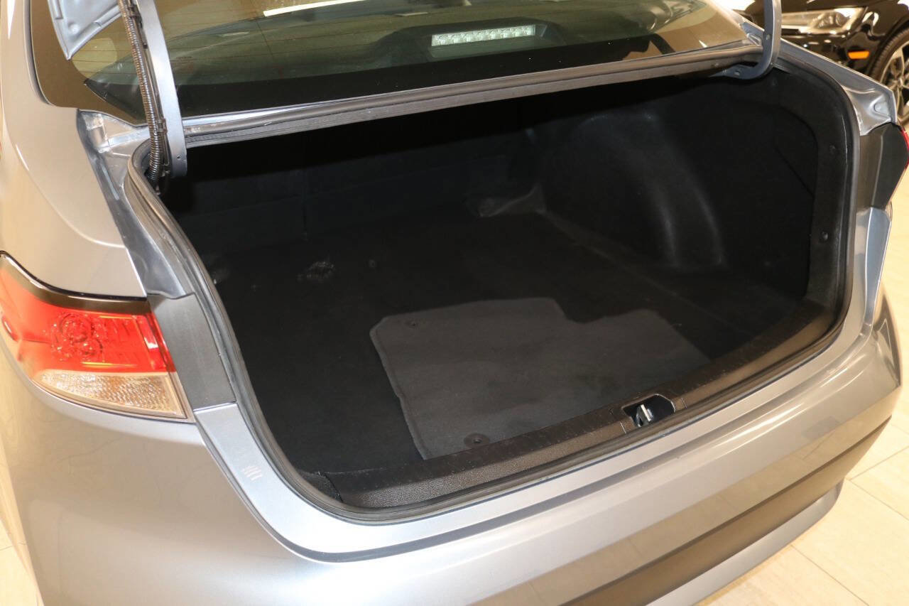 Used 2022 Toyota Corolla LE image 71