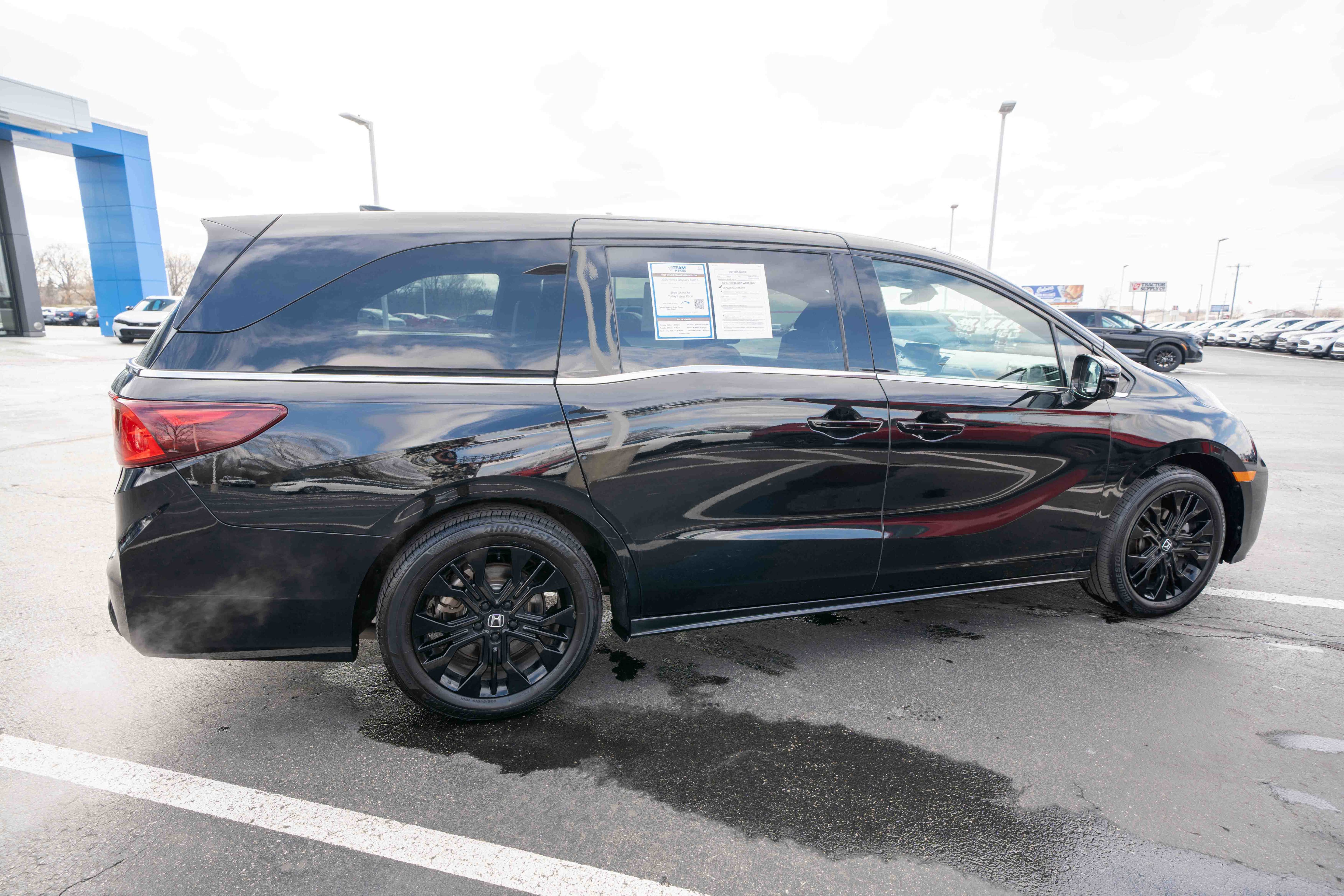 Used 2025 Honda Odyssey Sport-L image 6