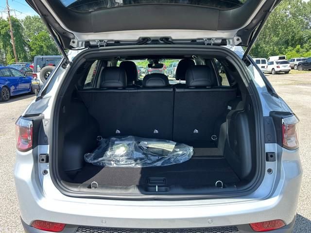 New 2025 Jeep Compass Limited w/ Sun & Sound Group image 26