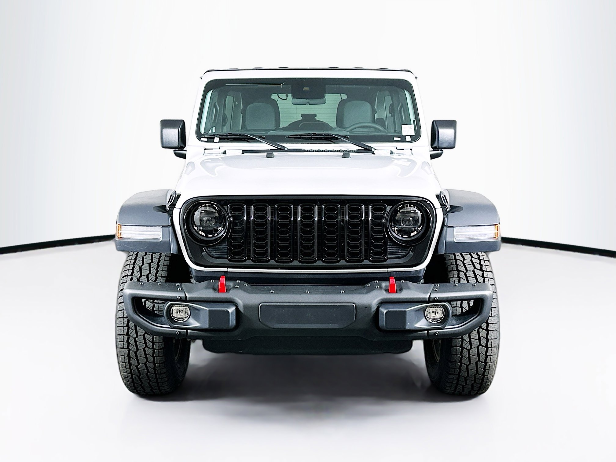 Used 2025 Jeep Wrangler Willys image 2