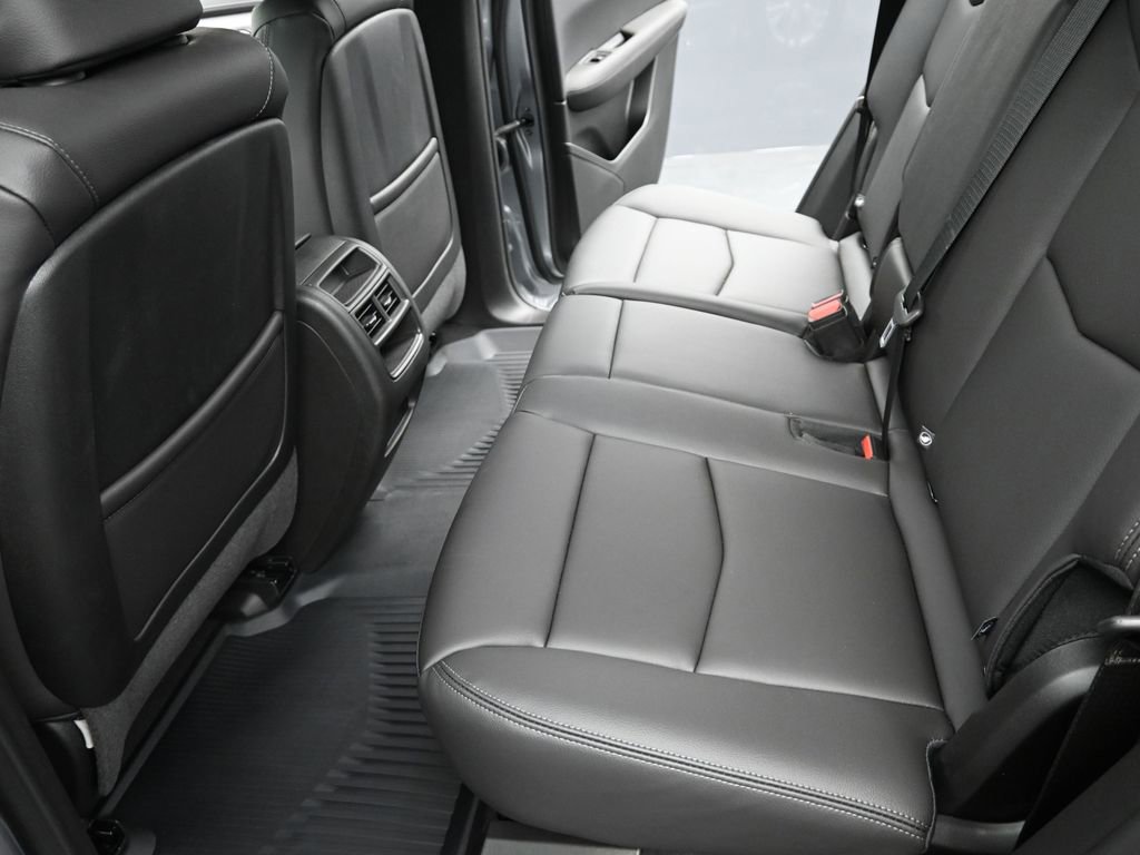 New 2026 Cadillac XT5 Luxury w/ LPO, Floor Liner Package AWD/4WD image 13