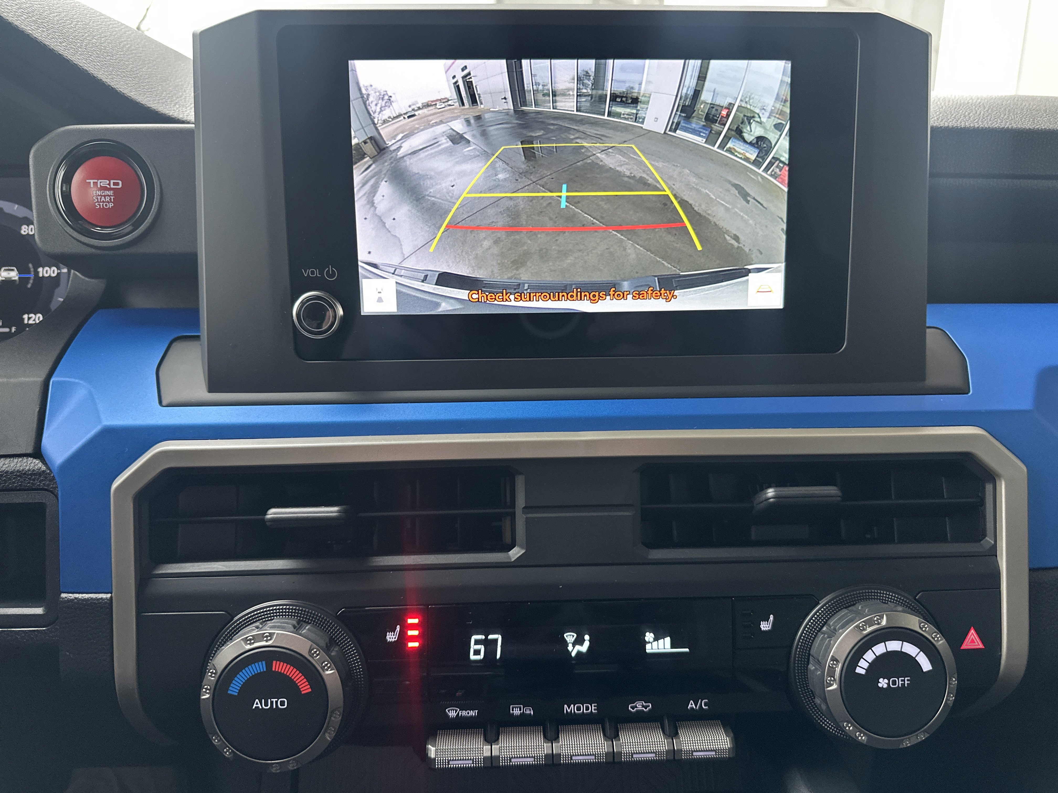 Certified 2025 Toyota Tacoma TRD Off-Road image 34