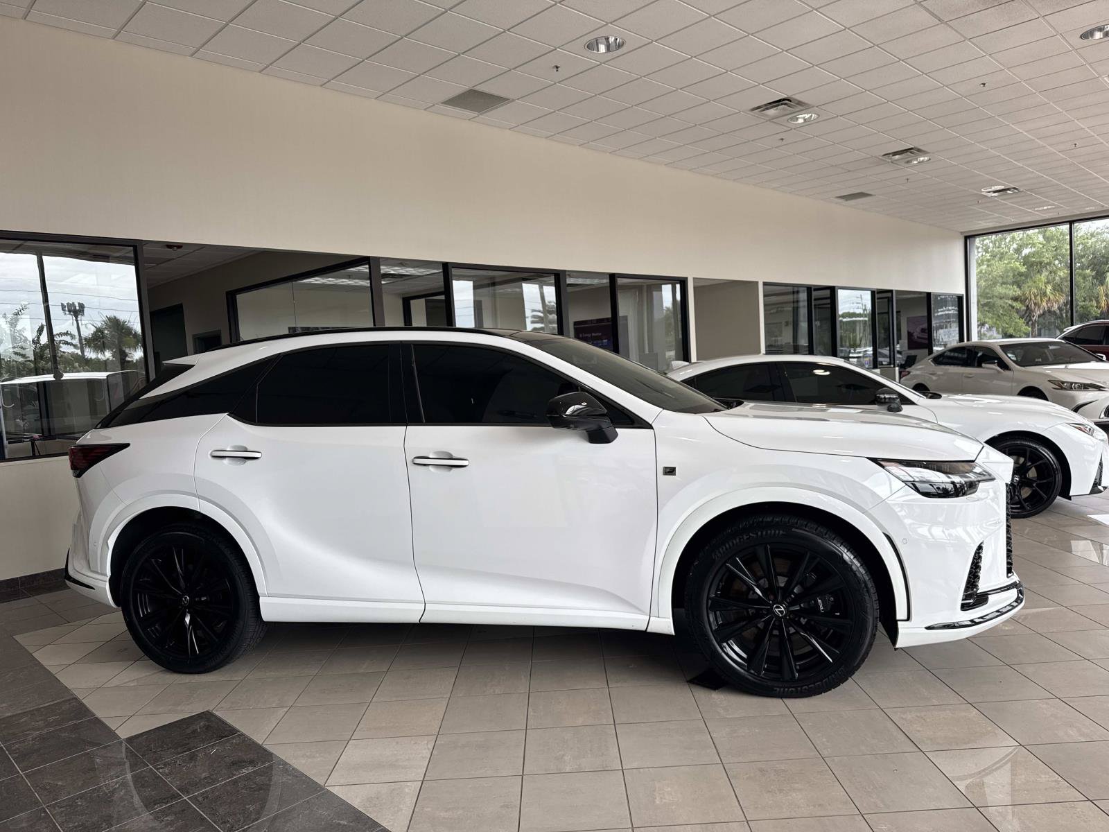 Certified 2025 Lexus RX 500h F Sport w/ Convenience Package AWD/4WD image 2