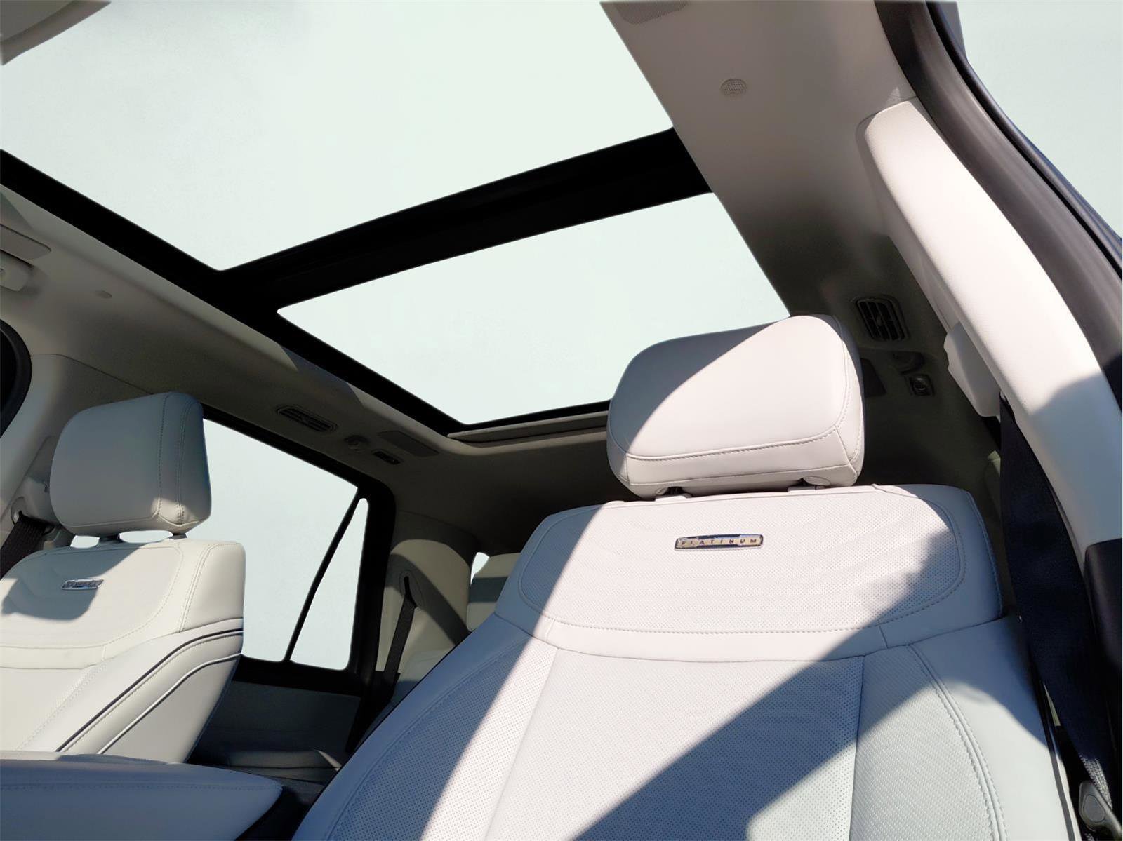 New 2025 Ford Expedition Max Platinum w/ Platinum Ultimate Package image 9