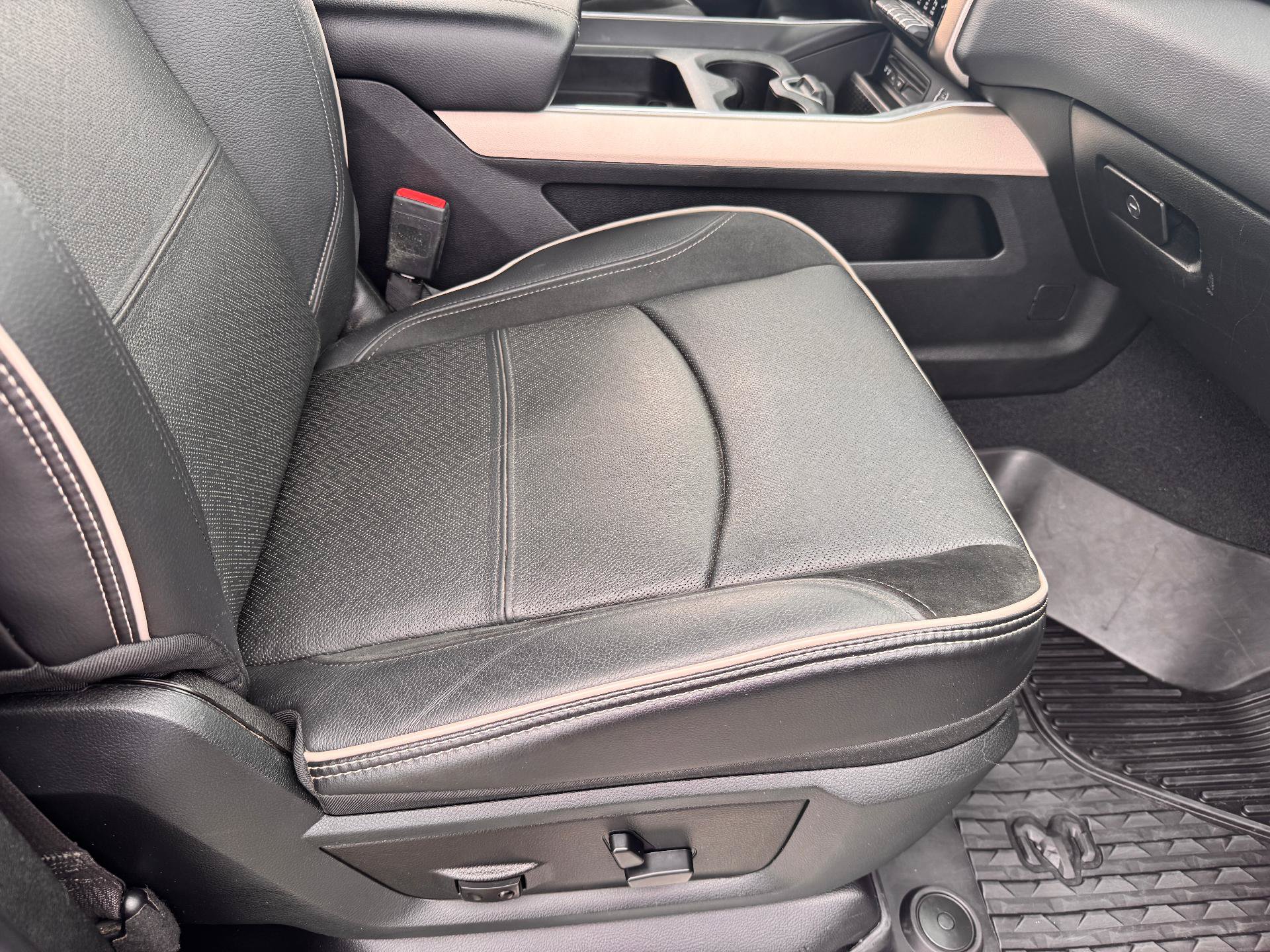 Used 2019 RAM 2500 Laramie AWD/4WD image 17