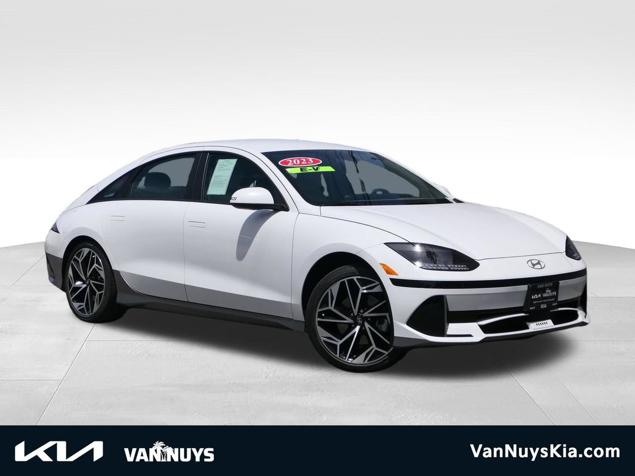 Used 2023 Hyundai Ioniq 6 SEL AWD/4WD image 1