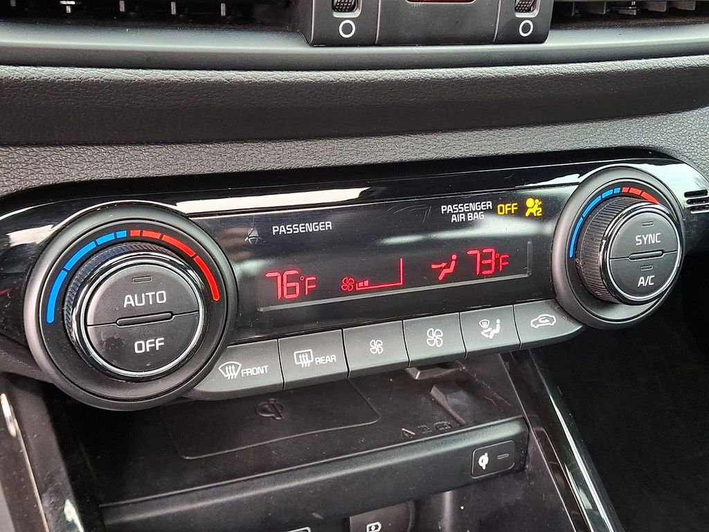 Used 2023 Kia Forte GT-Line w/ GT-Line Premium Package image 15