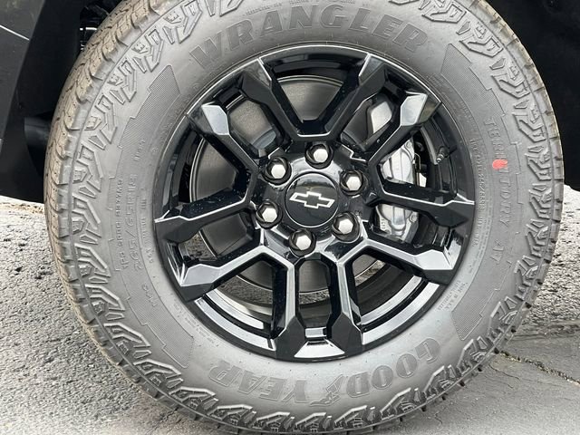 New 2026 Chevrolet Colorado Z71 w/ Midnight Edition AWD/4WD image 10