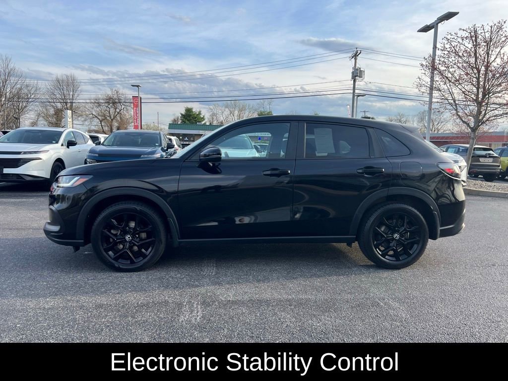 Used 2023 Honda HR-V Sport image 8