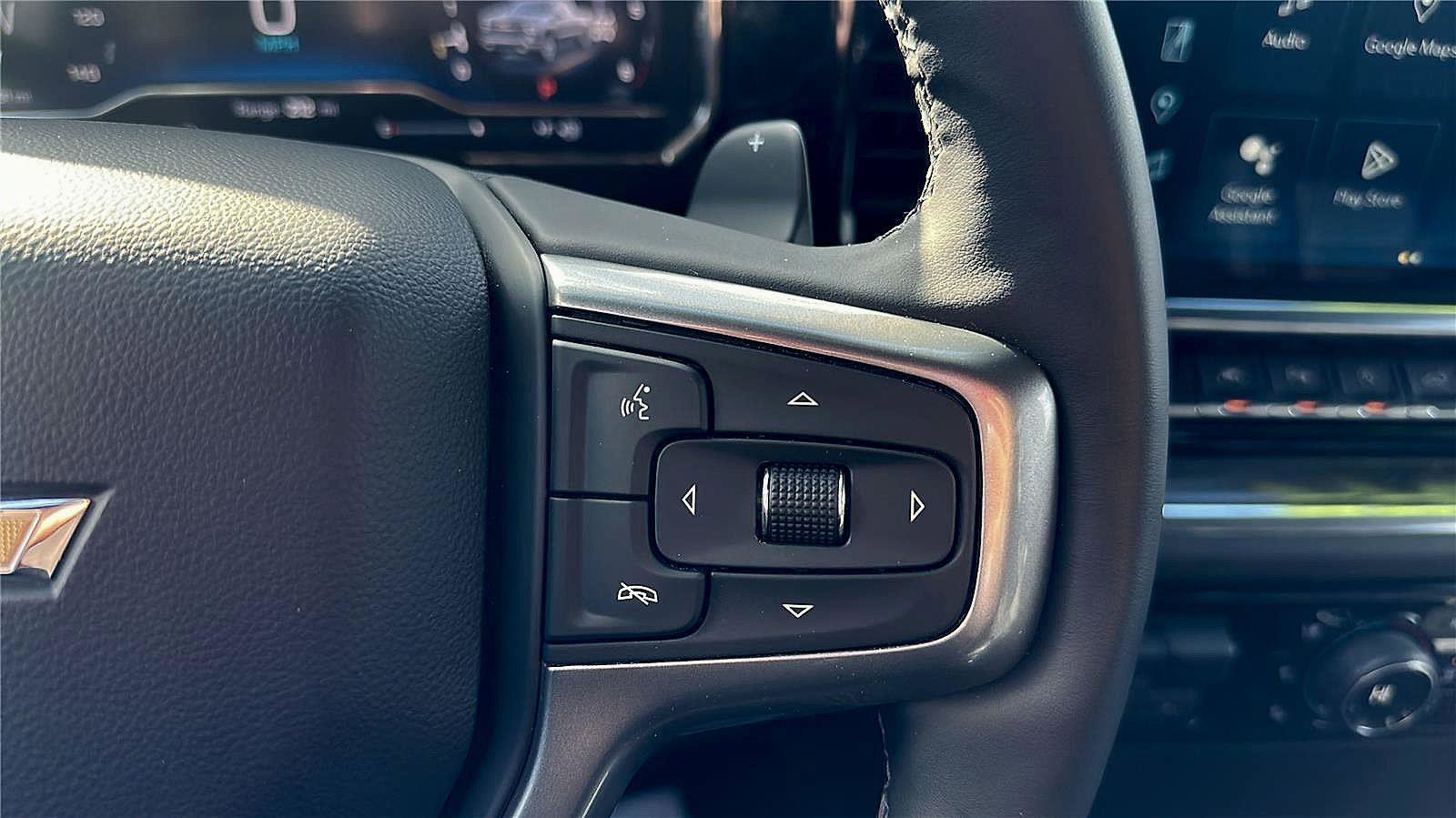 Used 2025 Chevrolet Silverado 1500 LTZ w/ LTZ Convenience Package II image 17