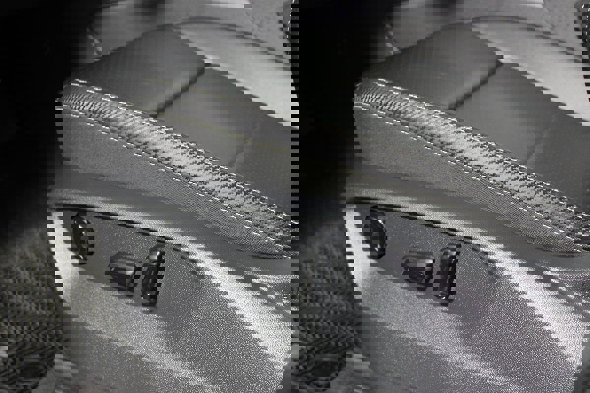 Used 2021 Volkswagen Atlas Cross Sport SE w/ Panoramic Sunroof Package image 11