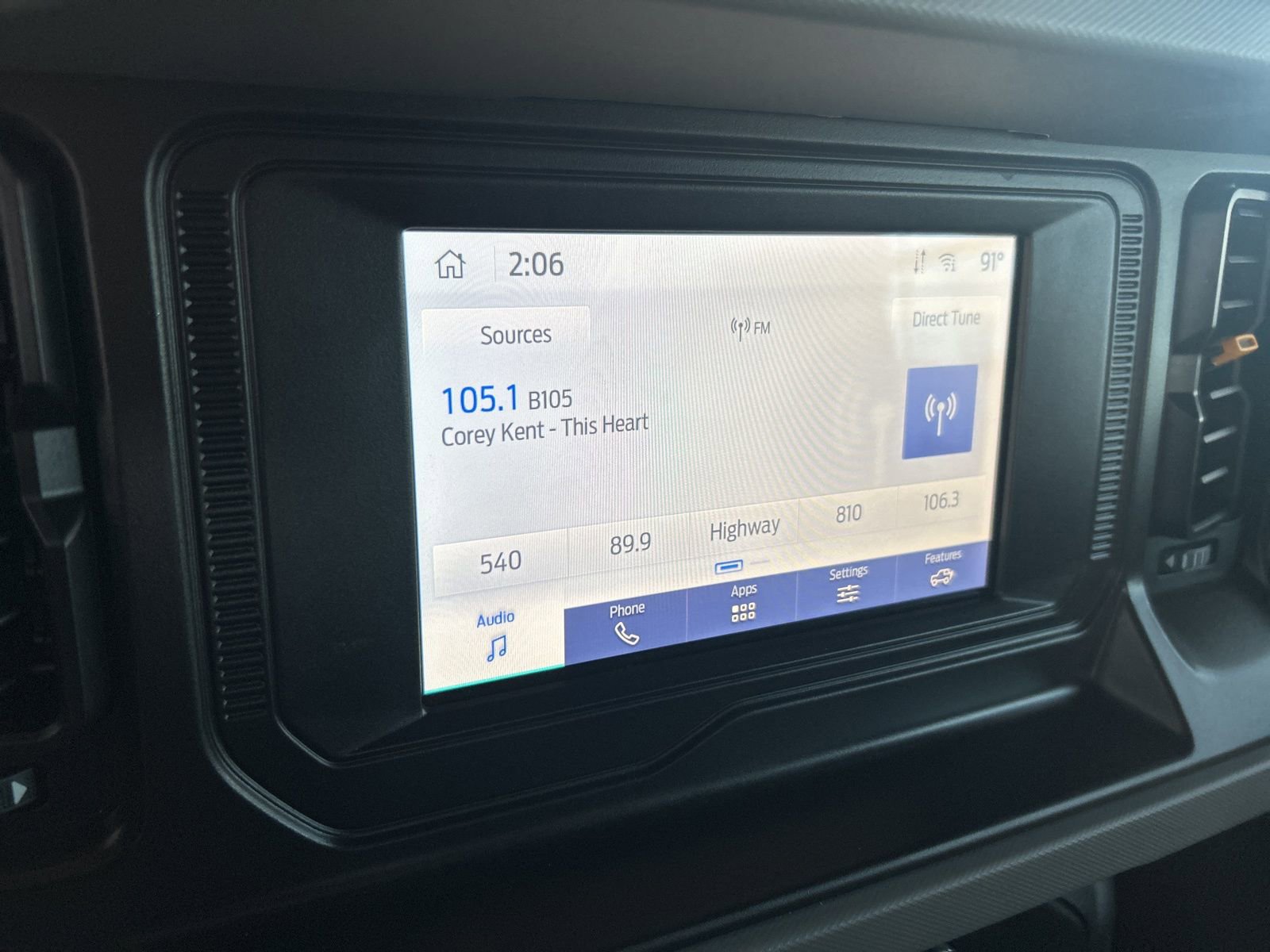 Used 2023 Ford Bronco Badlands image 28