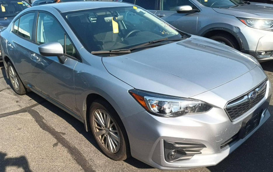 Used 2018 Subaru Impreza 2.0i Premium AWD/4WD image 3