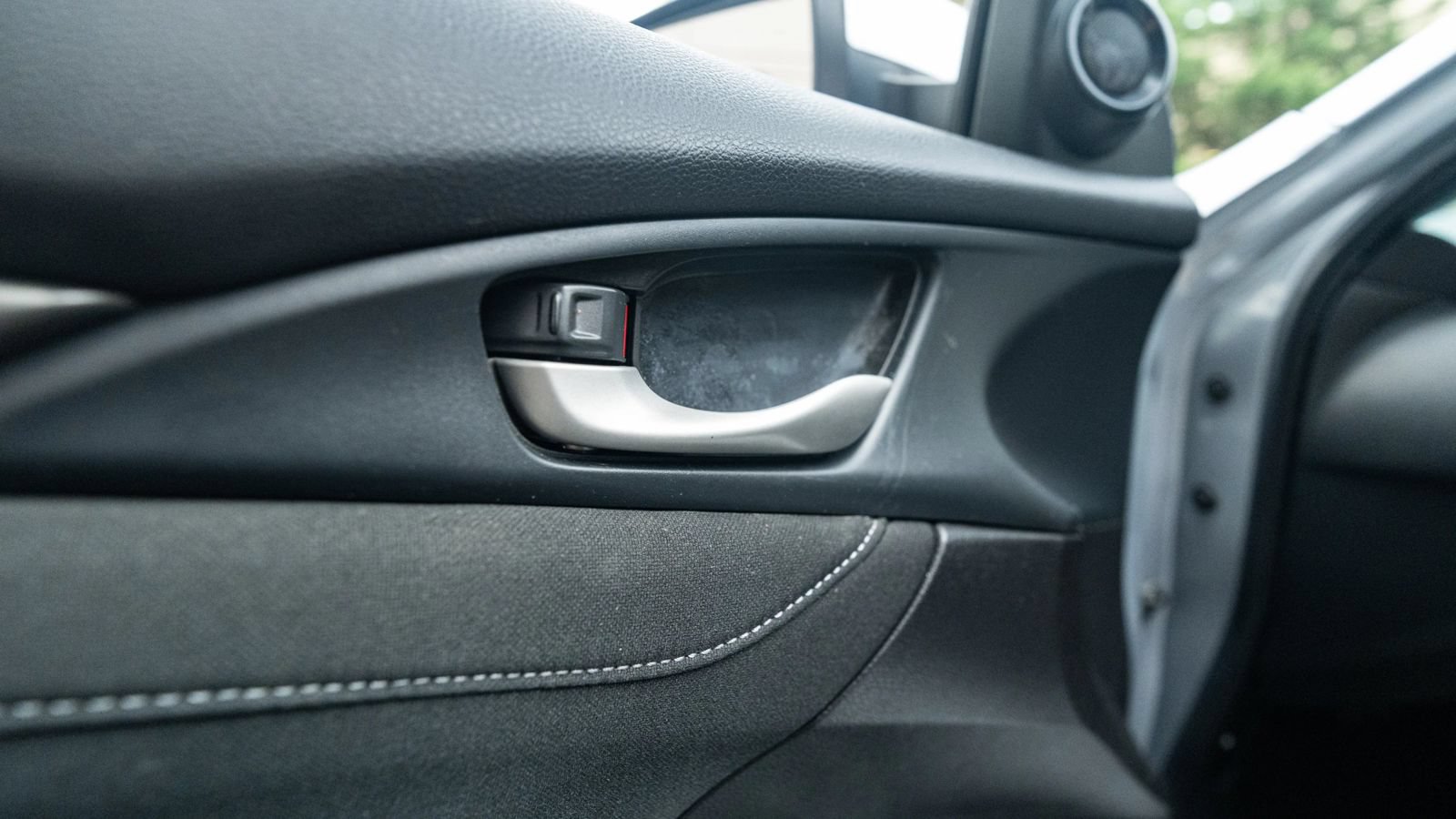 Used 2018 Honda Civic EX image 28