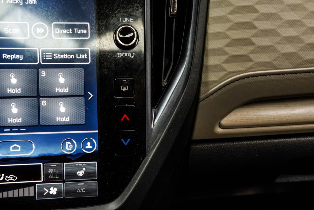 Used 2025 Subaru Forester Limited image 29