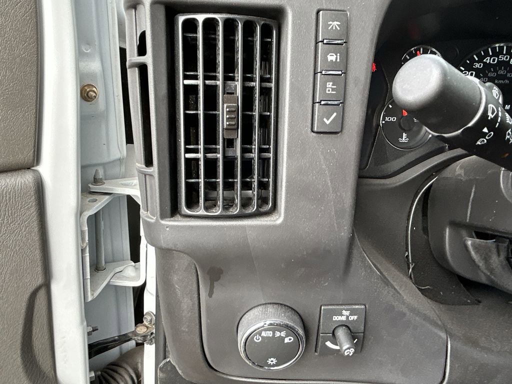 New 2025 GMC Savana 3500 Work Van w/ Power Convenience Package image 17