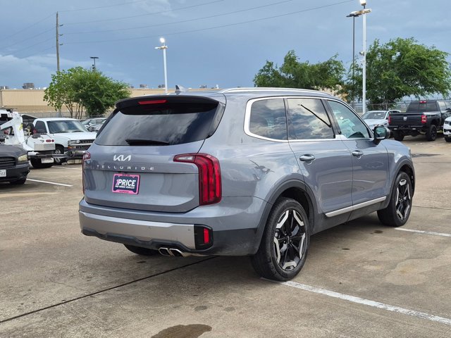 Used 2025 Kia Telluride S FWD image 5