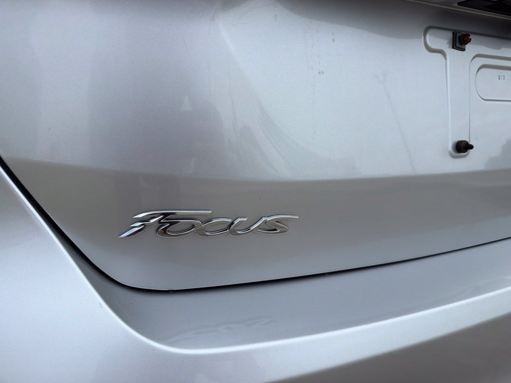 Used 2016 Ford Focus SE FWD image 19