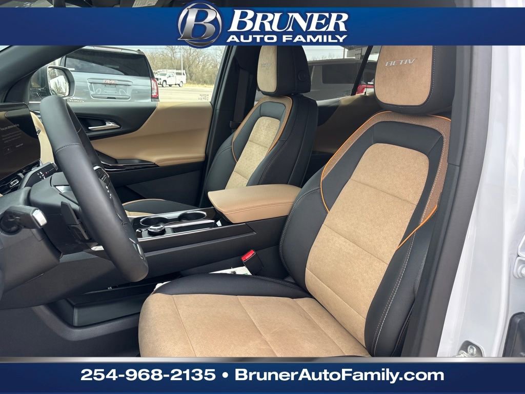 New 2026 Chevrolet Equinox ACTIV w/ Safety and Technology Package image 24