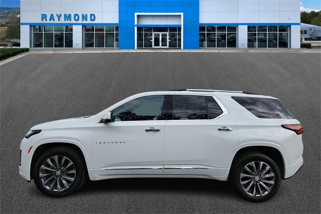 Used 2023 Chevrolet Traverse Premier image 5