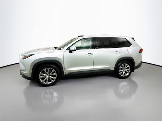 Used 2024 Toyota Grand Highlander Limited image 4