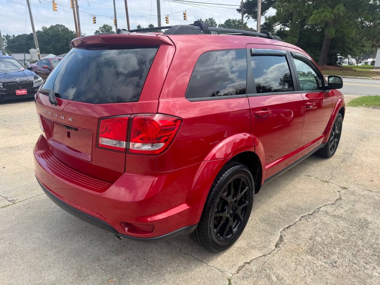 Used 2016 Dodge Journey SXT w/ Blacktop Package FWD image 6