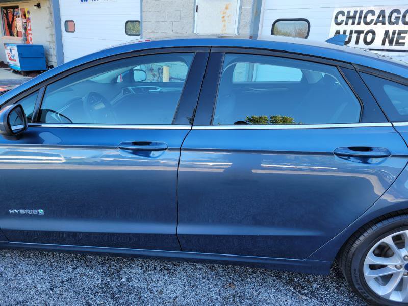 Used 2019 Ford Fusion SE FWD image 9