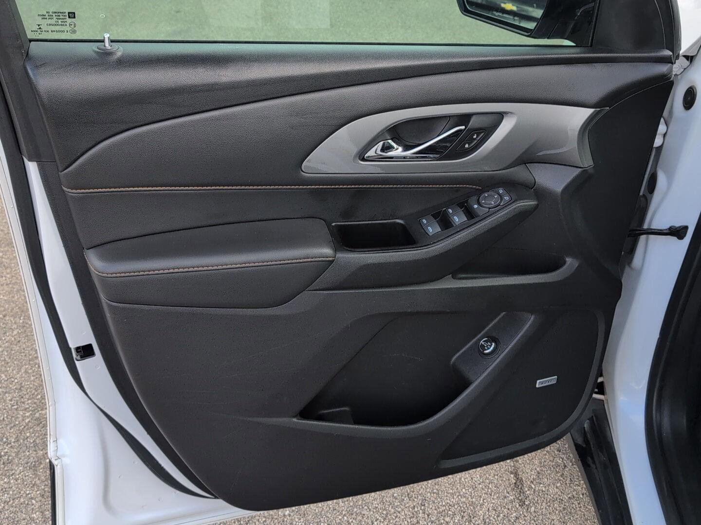 Used 2019 Chevrolet Traverse RS image 19