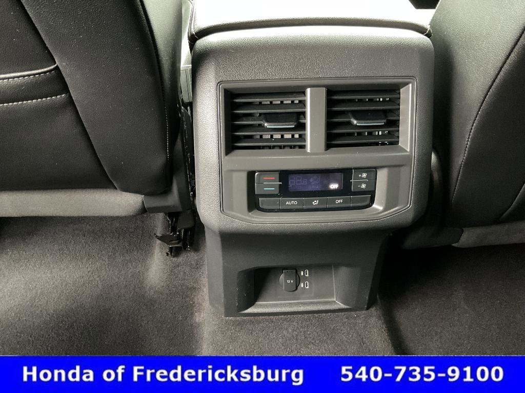 Used 2021 Volkswagen Atlas SE image 44