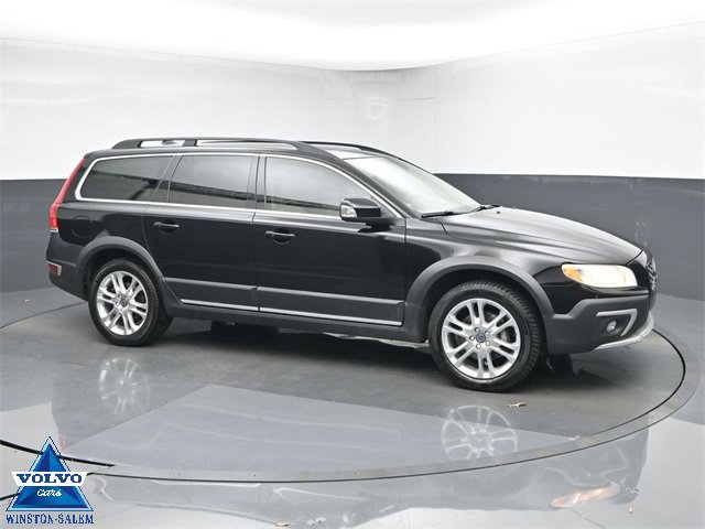 Used 2016 Volvo XC70 T5 Premier w/ Proximity Package