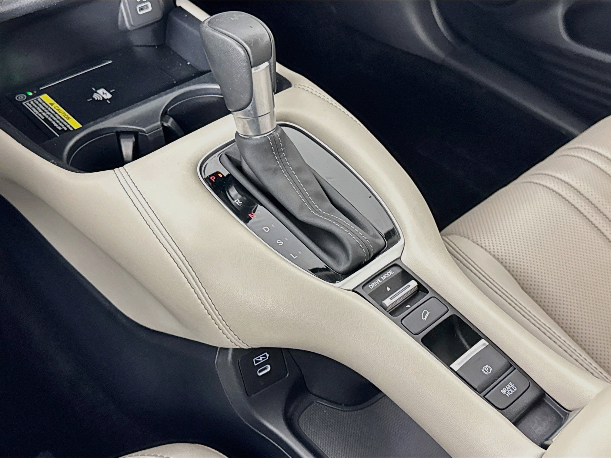 Certified 2025 Honda HR-V EX-L image 16