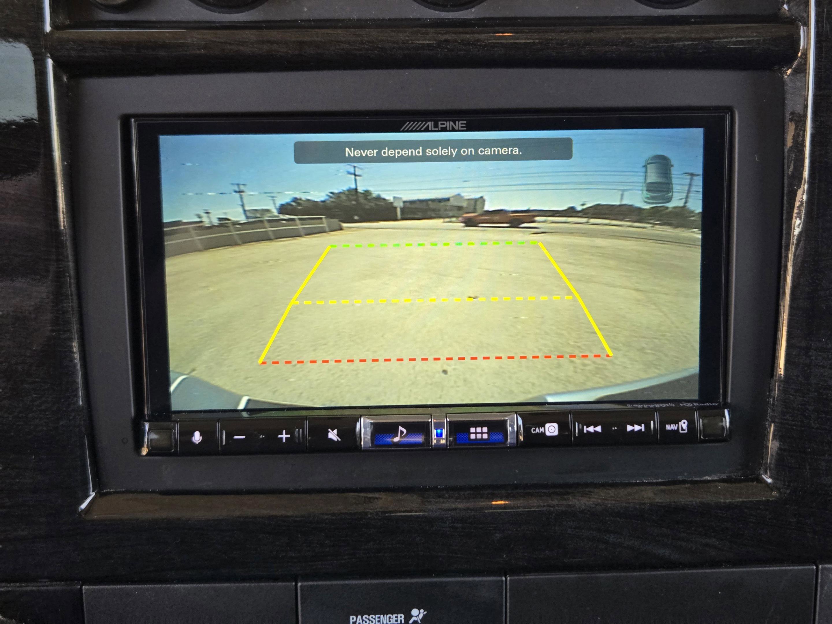 Used 2023 Chevrolet Express 2500 image 25