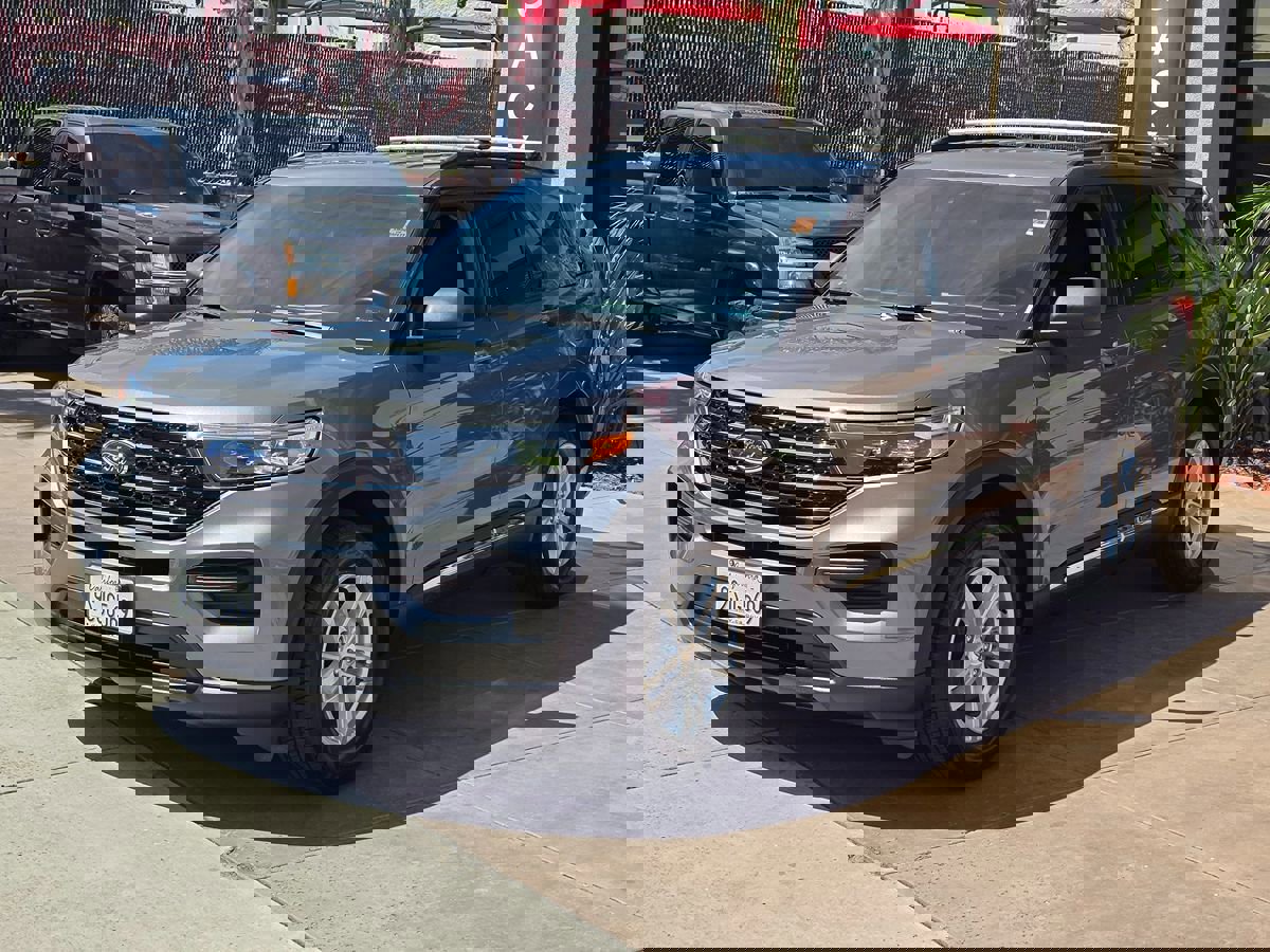 Used 2021 Ford Explorer XLT RWD image 6