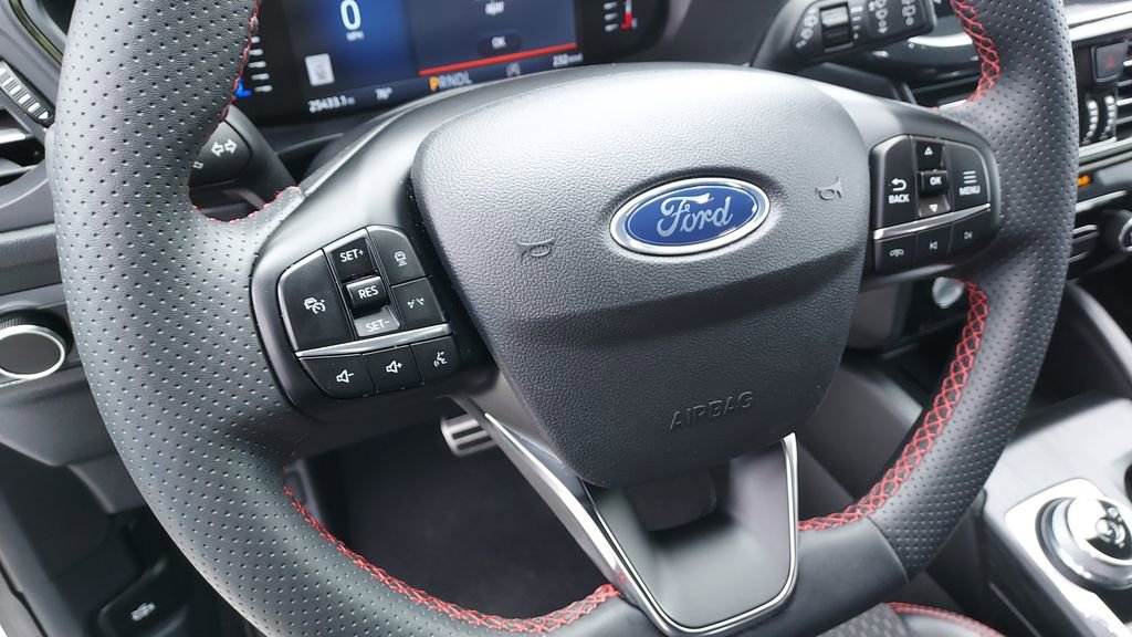 Certified 2023 Ford Escape ST-Line w/ Tech Pack #1 FWD image 14