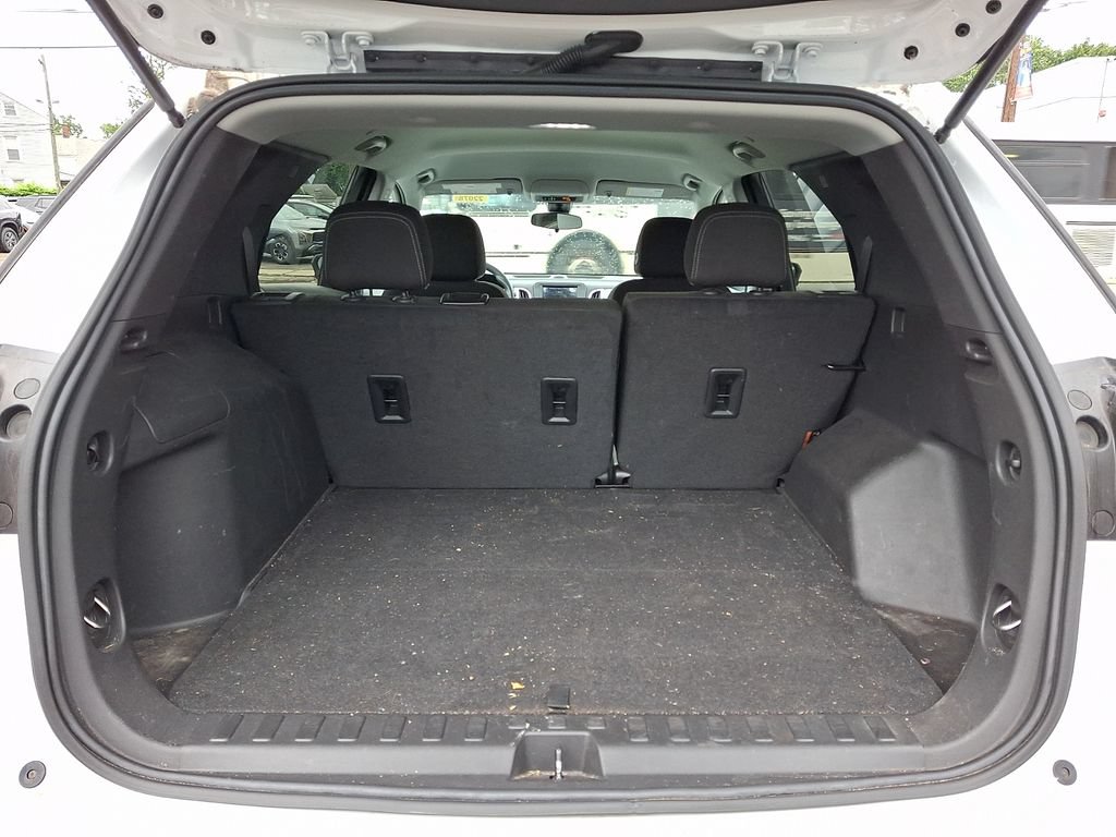 Used 2023 Chevrolet Equinox LS w/ LS Convenience Package FWD image 28