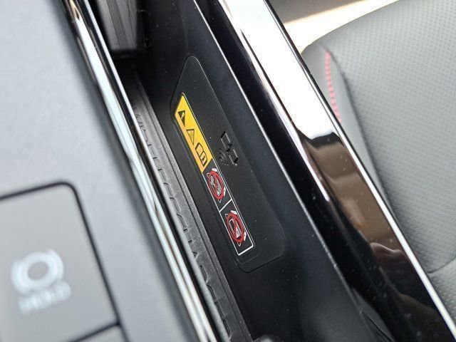 New 2025 Toyota Prius XSE image 27