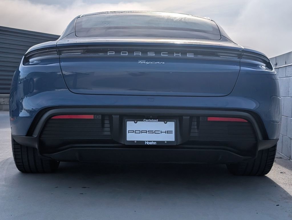 Used 2024 Porsche Taycan image 11
