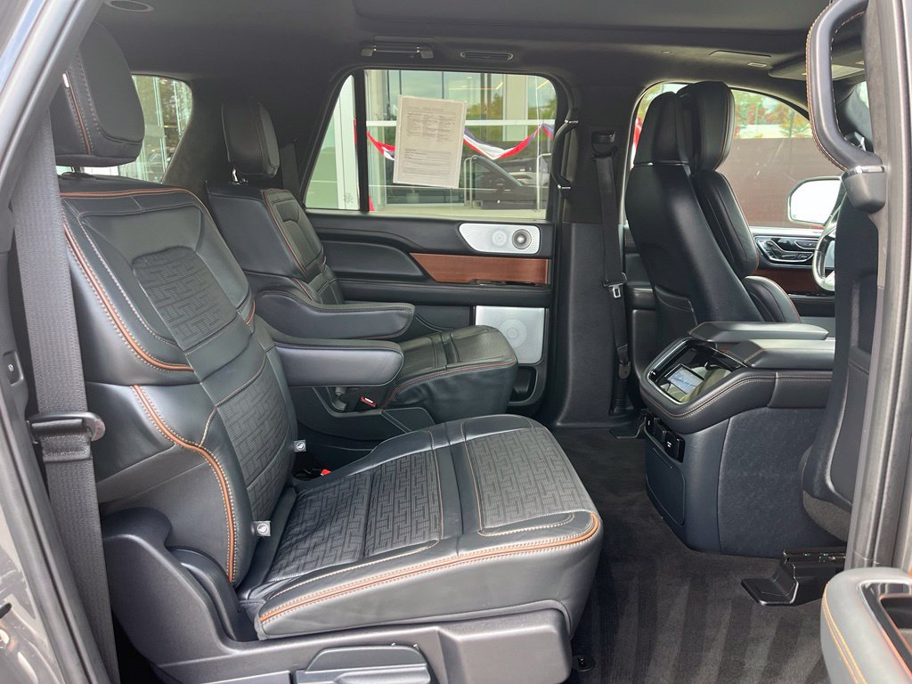 Certified 2023 Lincoln Navigator L Black Label AWD/4WD image 19