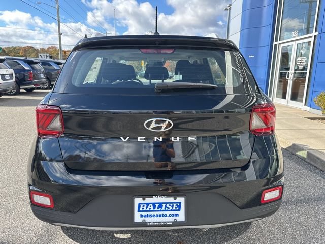 New 2026 Hyundai Venue SEL FWD image 7