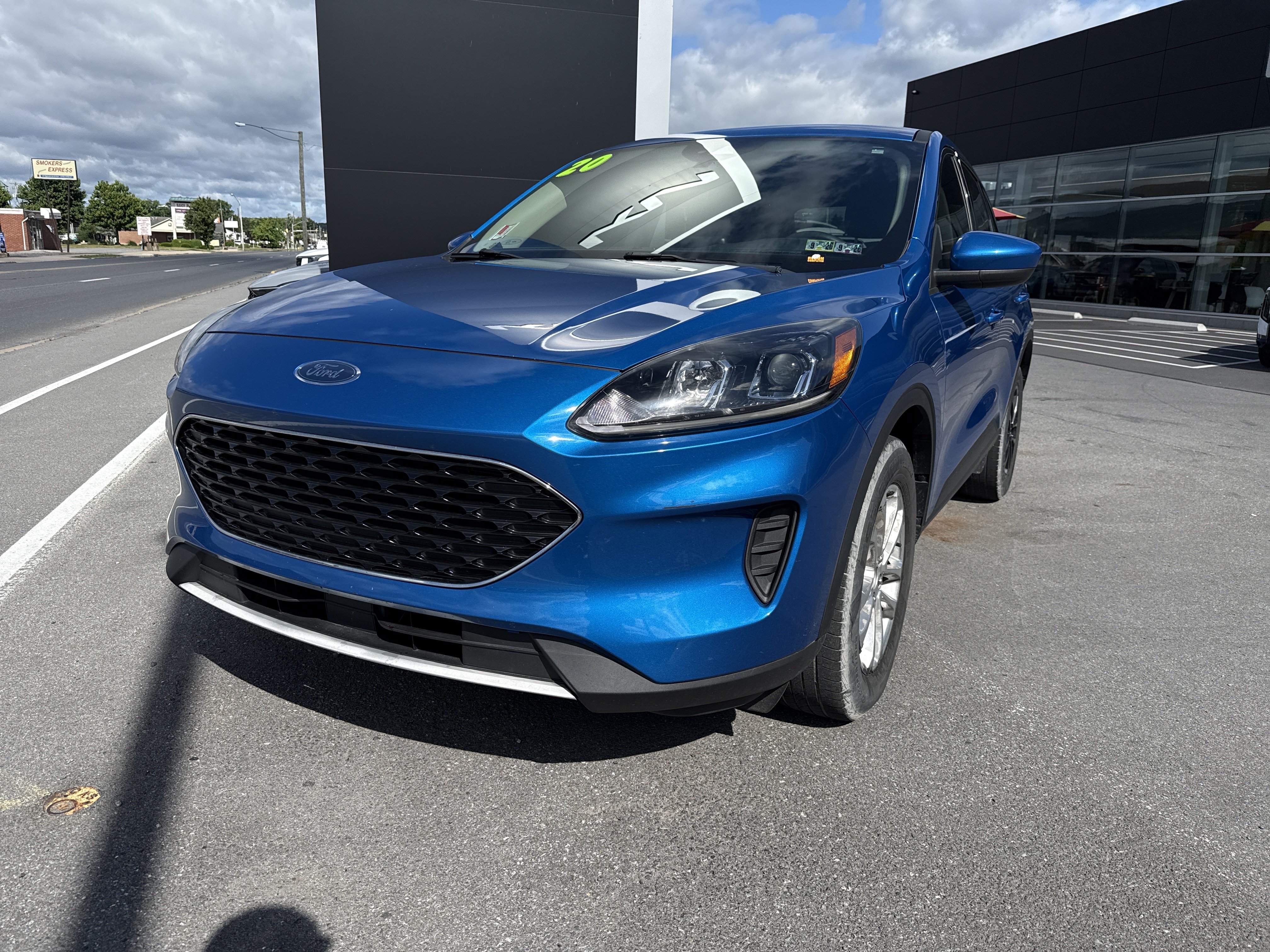 Used 2020 Ford Escape SE AWD/4WD image 8